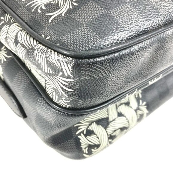 LOUIS VUITTON N41572 Damier Graphite Christopher Nemes NilePM Shoulder Bag - Picture 7 of 16